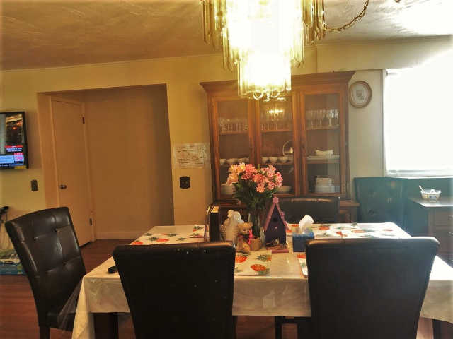 dining room photo-2